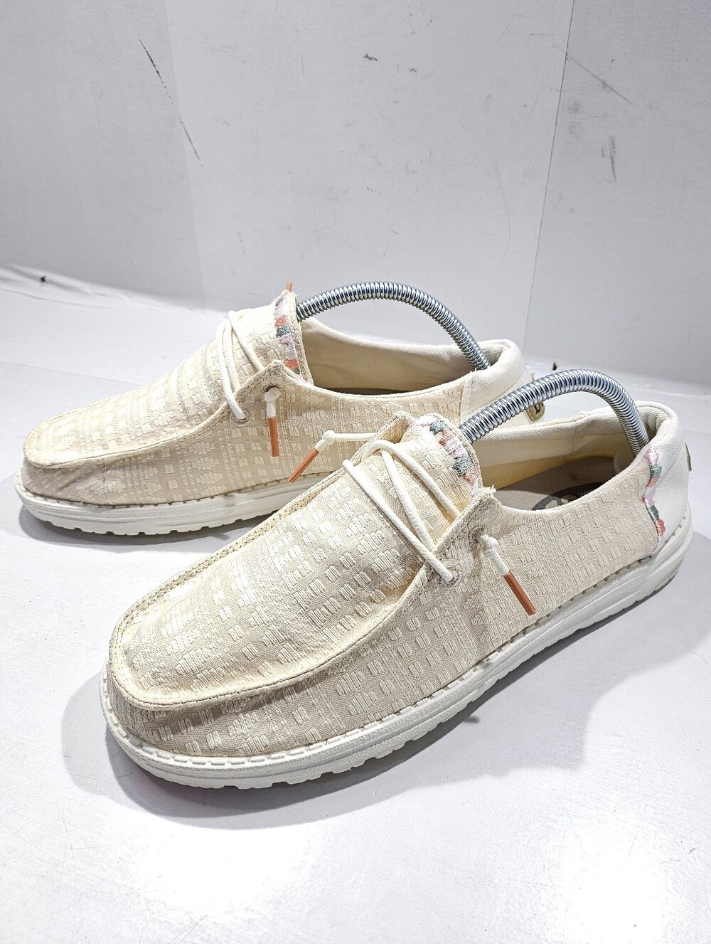 HEY DUDE WOMEN'S WENDY BOHO EMBROIDERED DUST ROSE SLIP ON CASUAL SHOE SIZE 10